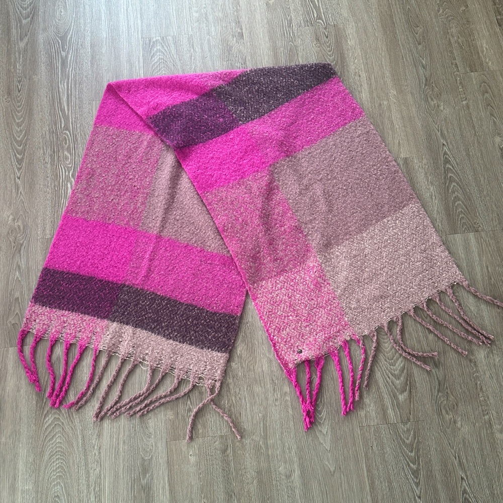Express Plaid Scarf